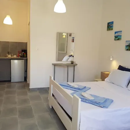 Mykonos Budget ホームステイ *