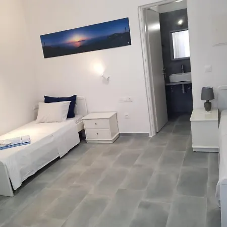 Mykonos Budget * Mykonos Town